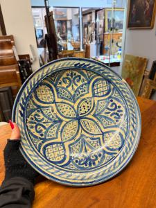Prato antigo em faiança pintada, Marrocos séc. XIX, D 32 cm